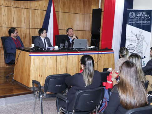 Prosigue jornada de capacitación para magistrados y funcionarios de Alto Paraguay.