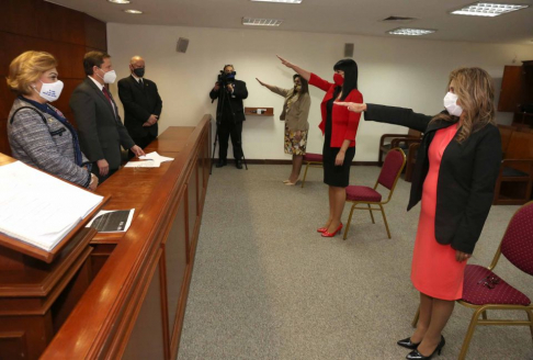 Esta mañana se realizó el acto de juramento en la sede del Poder Judicial de la Capital,