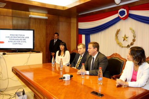 La presentación del sistema de gestión fue realizada por el ministro Alberto Martínez Simón.
