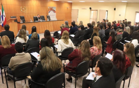 El ministro de la Corte Suprema de Justicia, doctor Alberto Martínez Simón, participó esta mañana en el curso taller sobre “Razonamiento judicial, Resoluciones judiciales”.