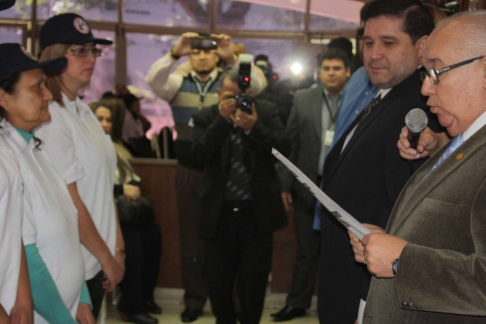El ministro Miguel Óscar Bajac participó del juramento de facilitadores en Fernando de la Mora.
