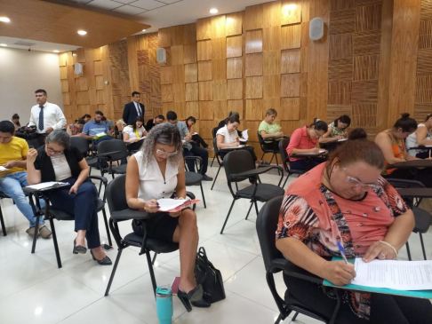 Iniciaron las evaluaciones de conocimientos para vacancias en Guairá.
