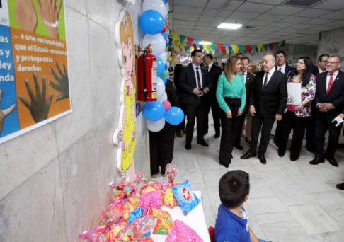 Ministros de la CSJ participaron de celebración por el Día del Niño .
