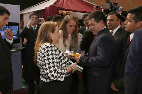 El presidente de la República del Paraguay, Horacio Cartes, estuvo en la inauguración de la Expo Fiscalía.