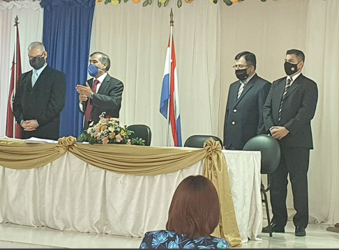 Ministro Ramírez Candia presidió el juramento de nuevos abogados.