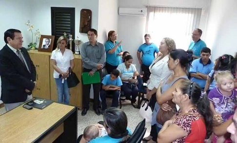 El presidente de la Circunscripción Judicial de Caaguazú, doctor Feliciano Soto, recibió a alumnos y profesores del CAEIS.