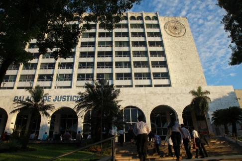 La reunión se llevó a cabo en la sede judicial de Asunción