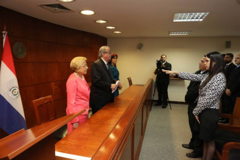 El acto se llevó a cabo en la sala de conferencias ubicada en el noveno piso del Palacio de Justicia de Asunción