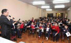 Dictaron charlas a alumnos de un colegio de Hernandarias