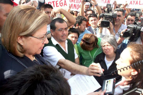La Presidenta de la Corte Suprema de Justicia escuchó los reclamos de las víctimas del Ycuá Bolaños.