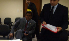 Juez Ayala Brun impuso medidas para el ex senador Roberto González
