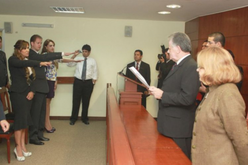 El acto de juramento se realizó en el Palacio de Justicia de Asunción
