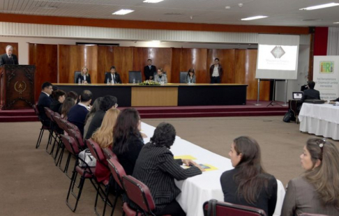 El encuentro se realizó en el Salón Auditorio del Palacio de Justicia de Asunción. 