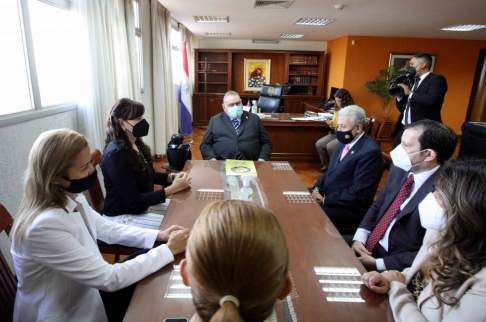La reunión se desarrolló en el despacho de la presidencia de la Corte Suprema de Justicia. 