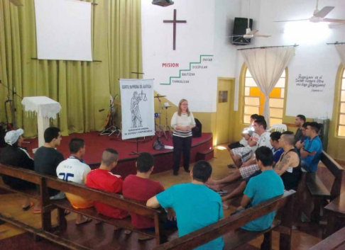 La Supervisión General de Penitenciarías llevó a cabo el taller terapéutico sobre "Autoconocimiento" en la Penitenciaria de Tacumbú.