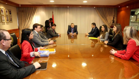El presidente de la Corte Suprema de Justicia, Eugenio Jiménez Rolón, sostuvo una reunión con la Asociación de Agentes Fiscales del Paraguay.