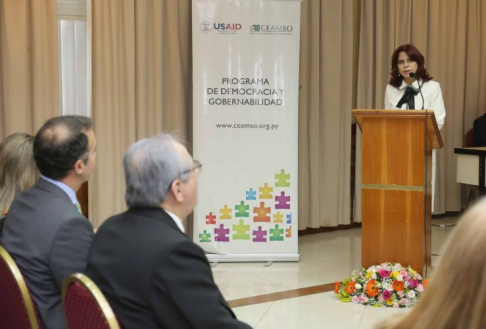 El acto contó con la presencia del presidente de la CSJ, doctor Raúl Torres Kimrser y la ministra responsable, dra Myriam Peña.