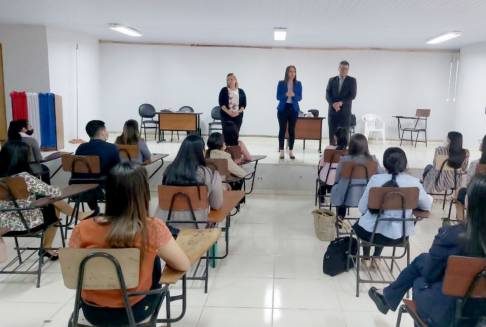 La jornada de evaluación se llevó a cabo en la sede de la Facultad de Derecho Ciencias Políticas y Sociales de la Universidad Nacional, Filial San Pedro.