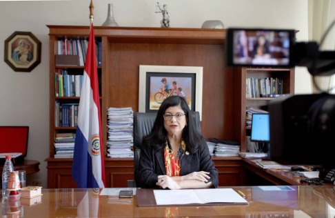 Ministra Carolina Llanes saludó por el Día de la Mujer Paraguaya