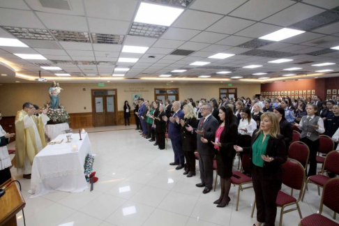 Con la presencia del ministro de la Corte, doctor Luis María Benítez Riera, se llevó a cabo una misa en conmemoración a la Virgen María Auxiliadora.