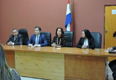 La ministra de la Corte Suprema de Justicia y superintendente de la Circunscripción Judicial de Canindeyú, doctora Miryam Peña Candía realizó un Día de Gobierno 