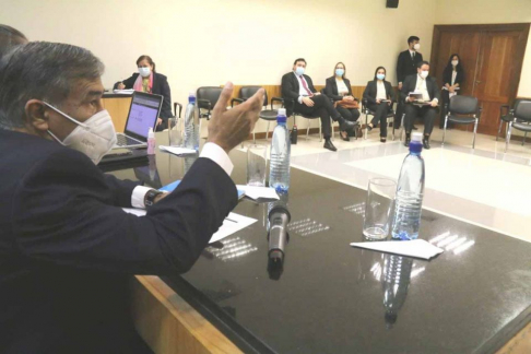El ministro de la Corte Suprema de Justicia, Manuel Ramírez Candia,durante su exposición en el marco de la reunión con representantes de diferentes gremios de abogados.
