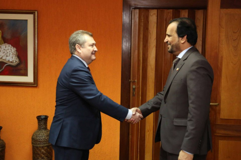 El Presidente de la Corte, Eugenio Jiménez Rolón, recibió al Encargado de Negocios de Qatar, Saeed Hamad Al- Marri
