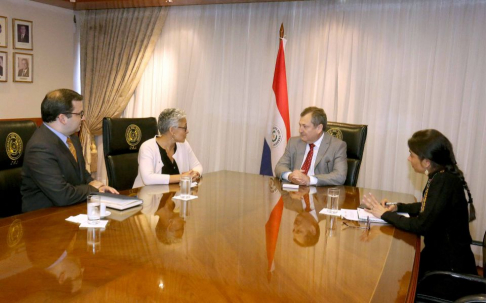 El presidente de la Corte, Eugenio Jiménez, se reunió con representantes de USAID.