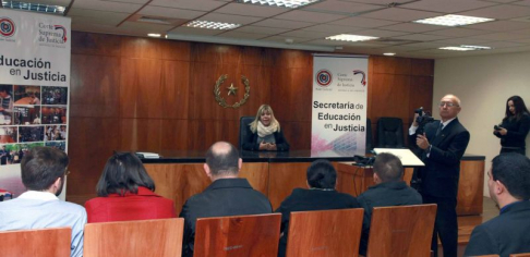 Abogados brasileños que cursan la maestría de Ciencias Jurídicas en la Unida visitaron sede del Poder Judicial de Asunción 