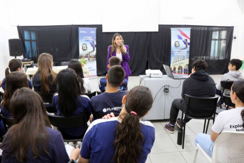 Nueva jornada del Programa “Educando en Justicia”, a través de su módulo “El juez que yo quiero”, en el Colegio del Sol de la cual participaron más de 100 alumnos del 7° y 8° grado.
