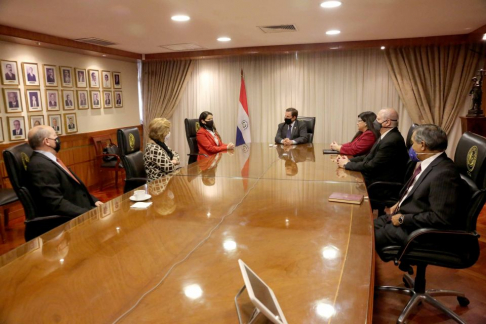 El encuentro tuvo lugar en la Sala de Acuerdos de la máxima instancia judicial, sede judicial de la Capital.