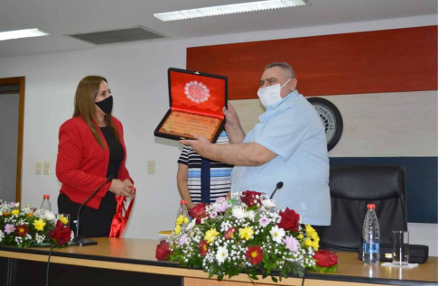 Homenajearon al ministro superintendente de la Circunscripción Judicial de Misiones, doctor Antonio Fretes, por sus 20 años en la CSJ.