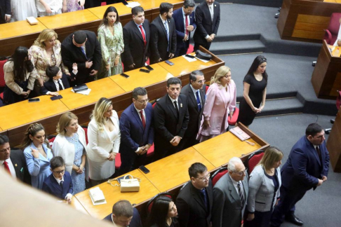 En la mañana de este viernes 30 de junio se procedió a la toma de juramento de los nuevos diputados electos.