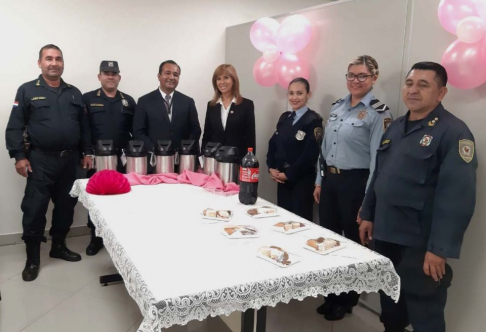 La actividad se enmarcó entre los festejos en honor a Santa Rosa de Lima, patrona de la Policía Nacional del Paraguay. 