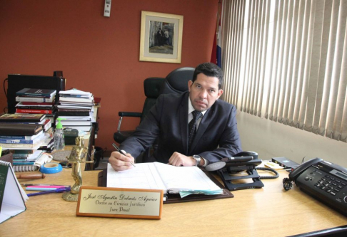 El juez penal de Garantías Número 13 de la Capital, José Agustín Delmás Aguiar, remitió a la máxima instancia judicial un informe sobre los detalles de su gestión.