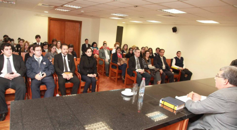 El encuentro se realizó en la Sala de Conferencias del Poder Judicial. 